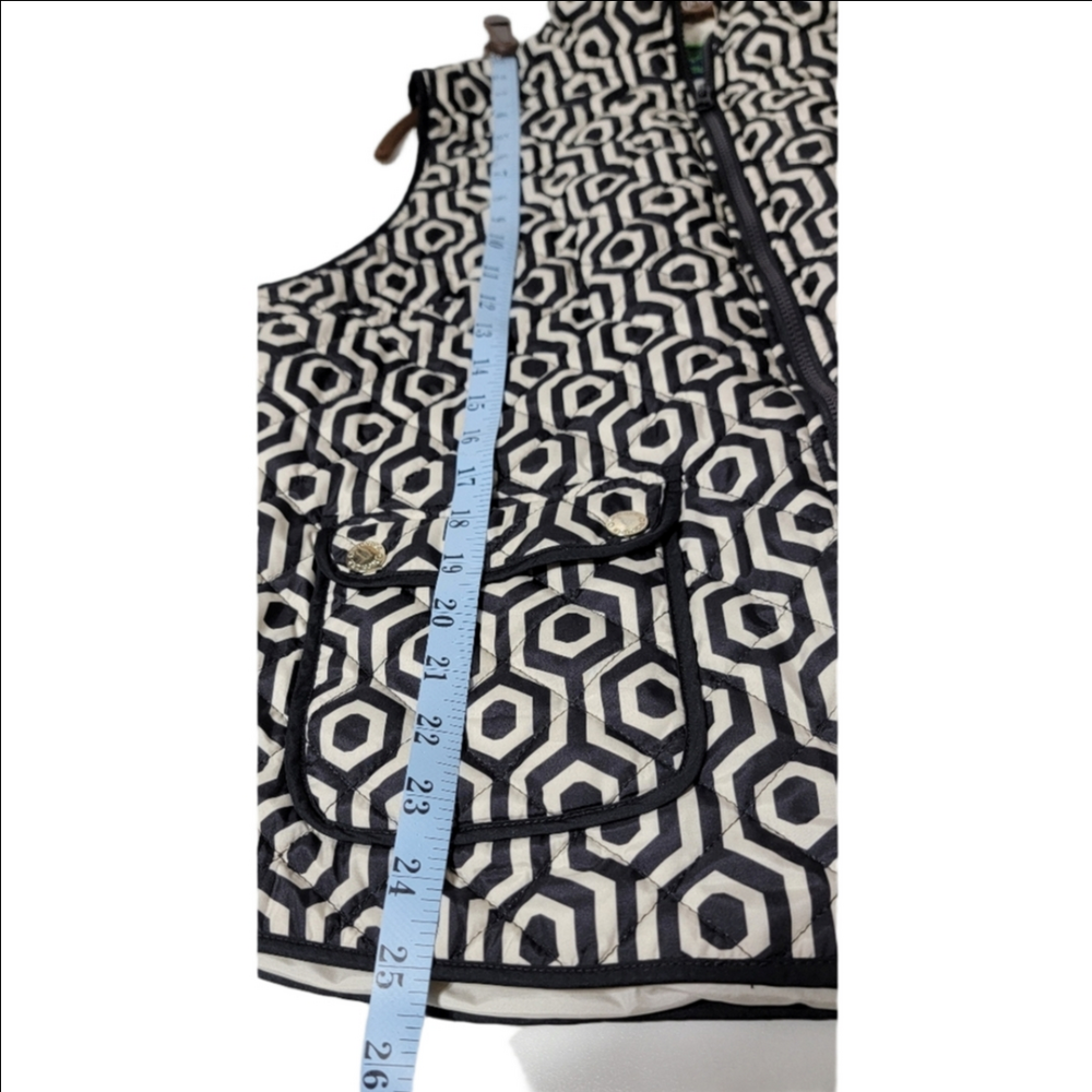C.WONDER Quilted Vest, Cream And Black Hex Pattern In Size Large, EUC - Picture 8 of 8